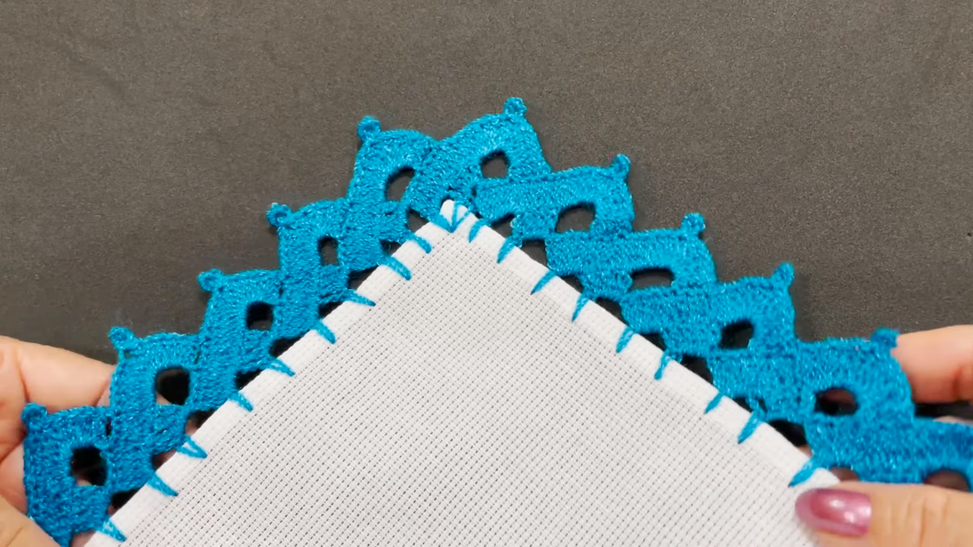 Como hacer orillas para tus servilletas de recuerdo