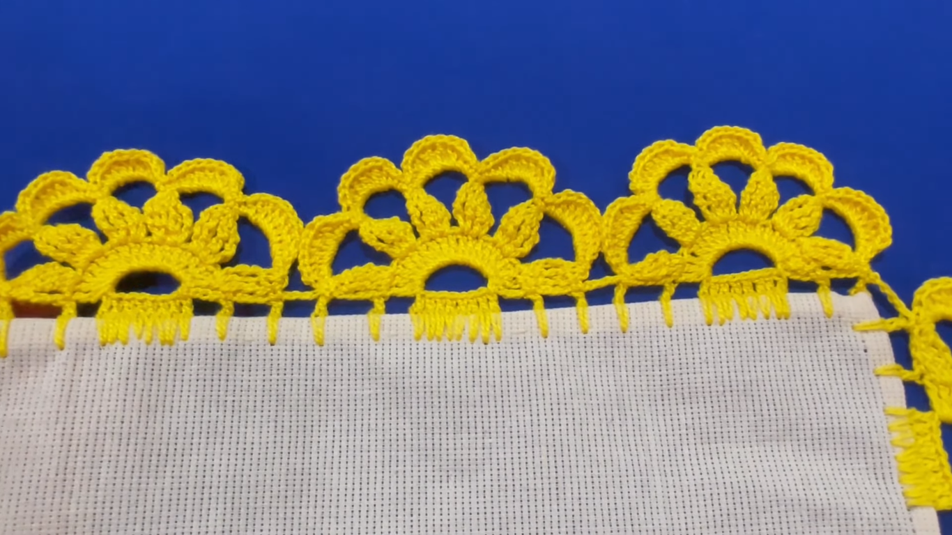 Increíble Flor Amarilla Ideal para Mantel