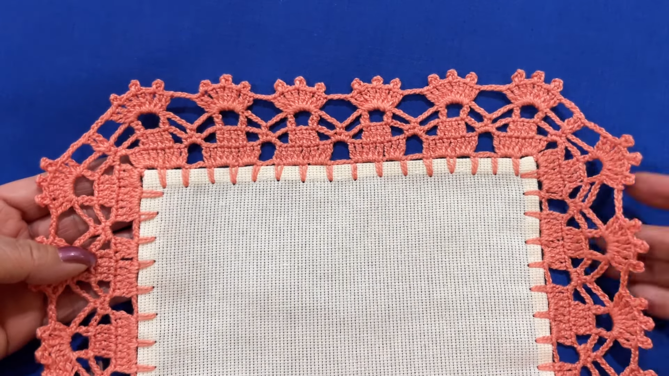 Puntilla Fácil Tejiendo Magia en Servilletas y Manteles