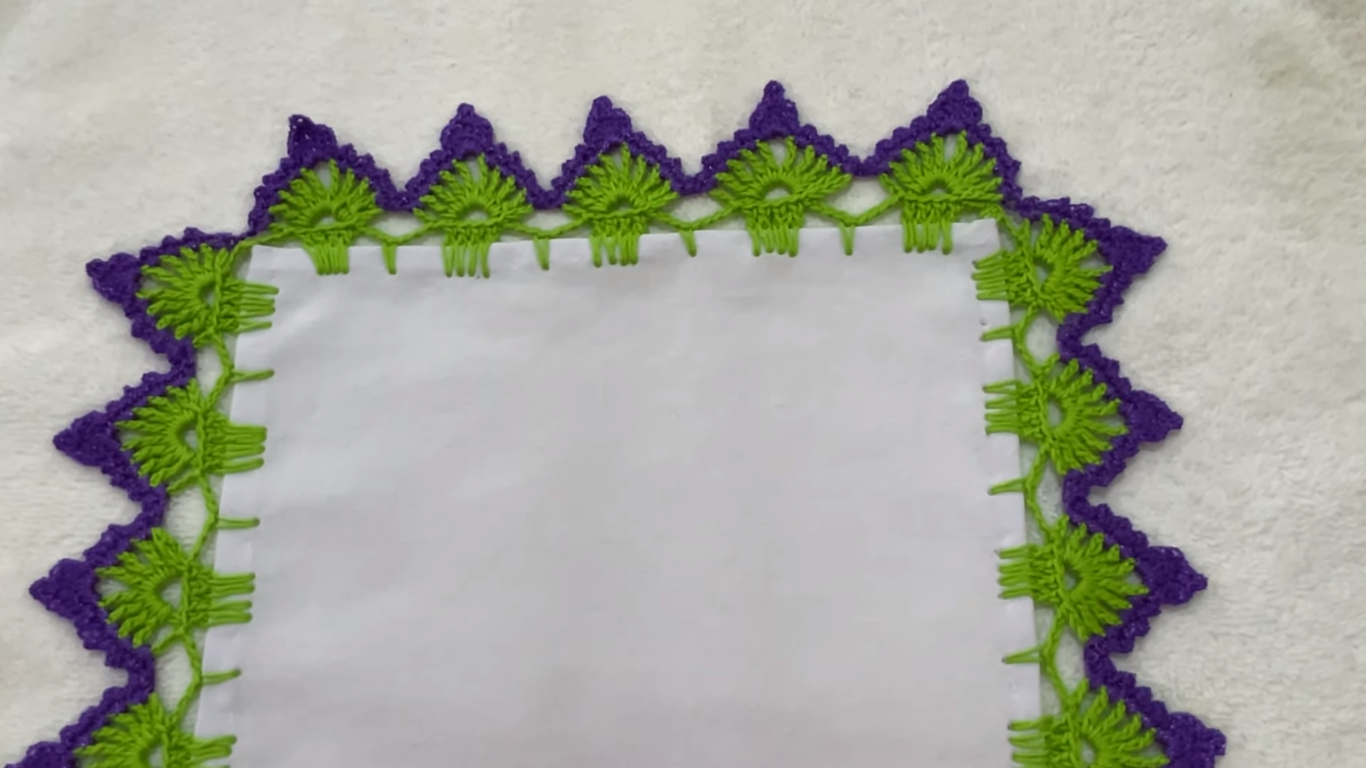 Puntilla a Crochet de 2 Colores