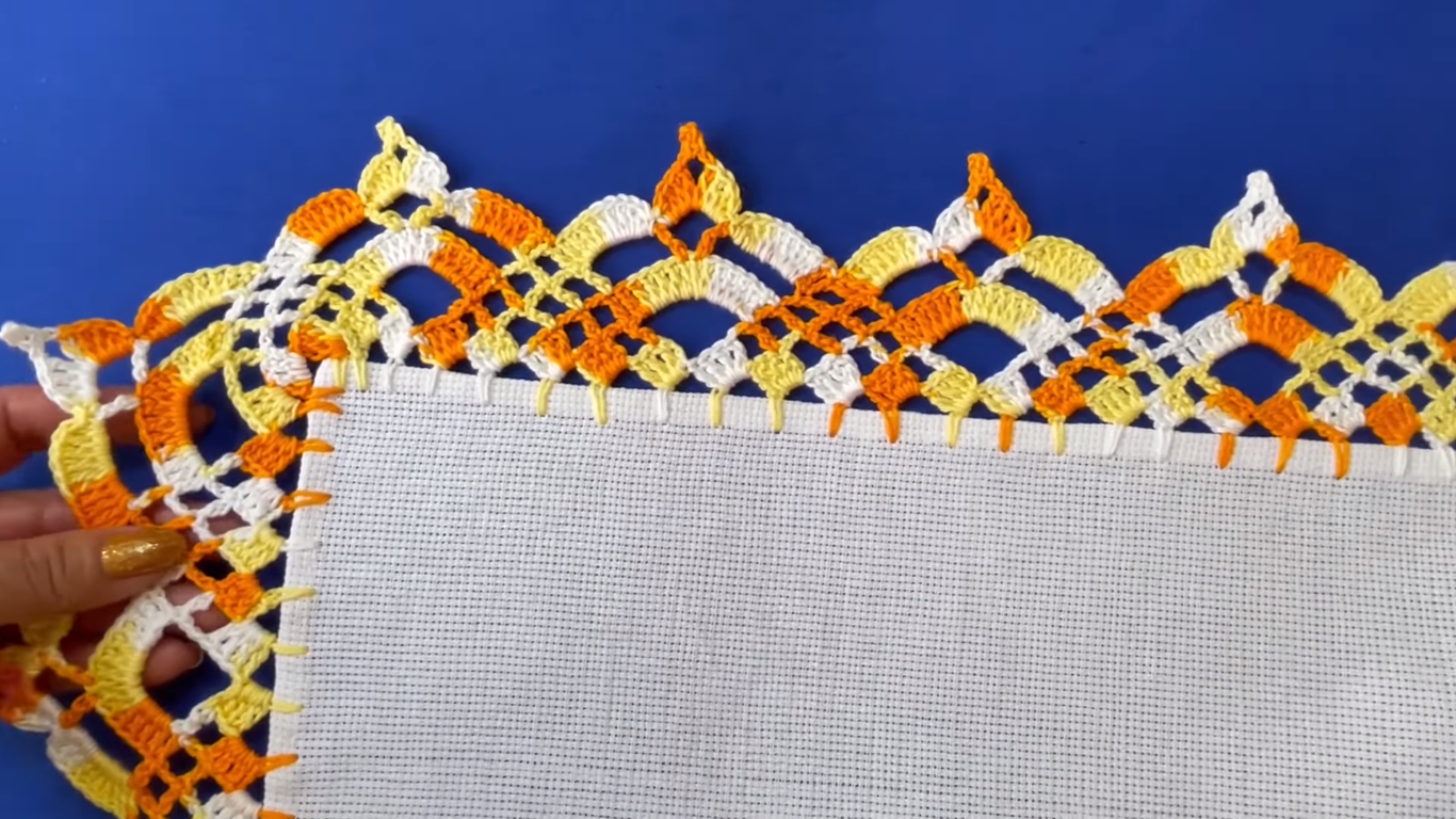 Excelente Puntilla de Una Sola Vuelta Grande